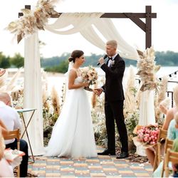 Sale . Wooden Wedding Arch Frame 7.48 FT Square Wood Arch Wedding Arbor Backdrop for Ceremony Party