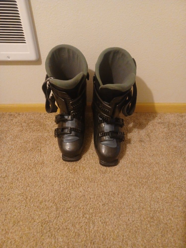 Salomon 9M Ski Boots