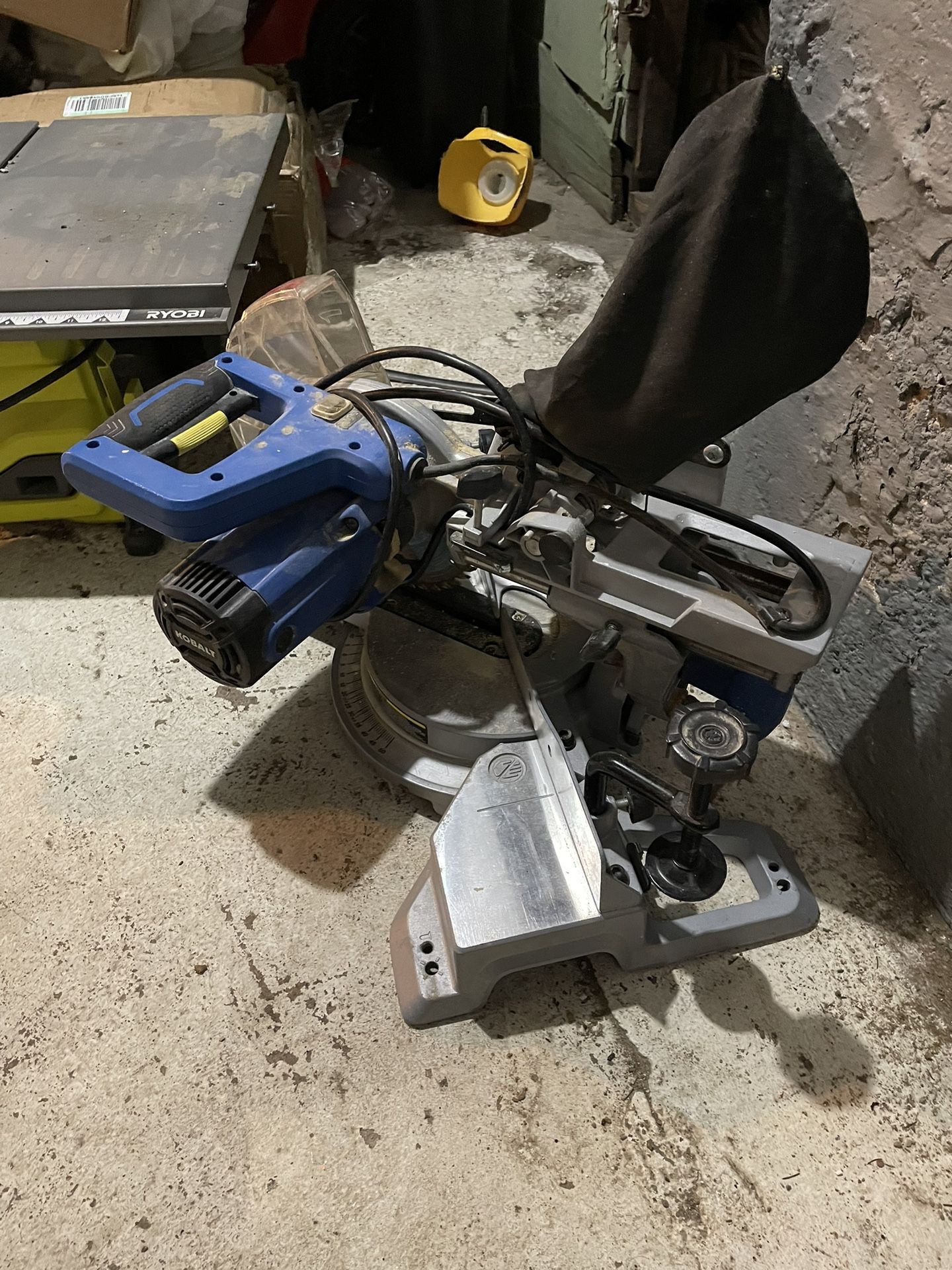 Miter SAW & Portable Table Saw