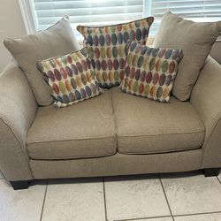 Matching Couch and Love Seat (Gently Used)
