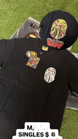 Black yeti colored bape ape Size M