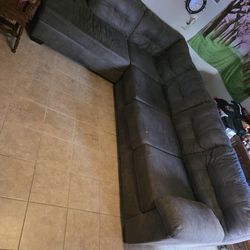 L Shape Sectional COUCH *2ND Price Drop*