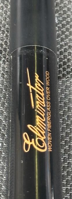 Fiberglass-wrapped pool cue