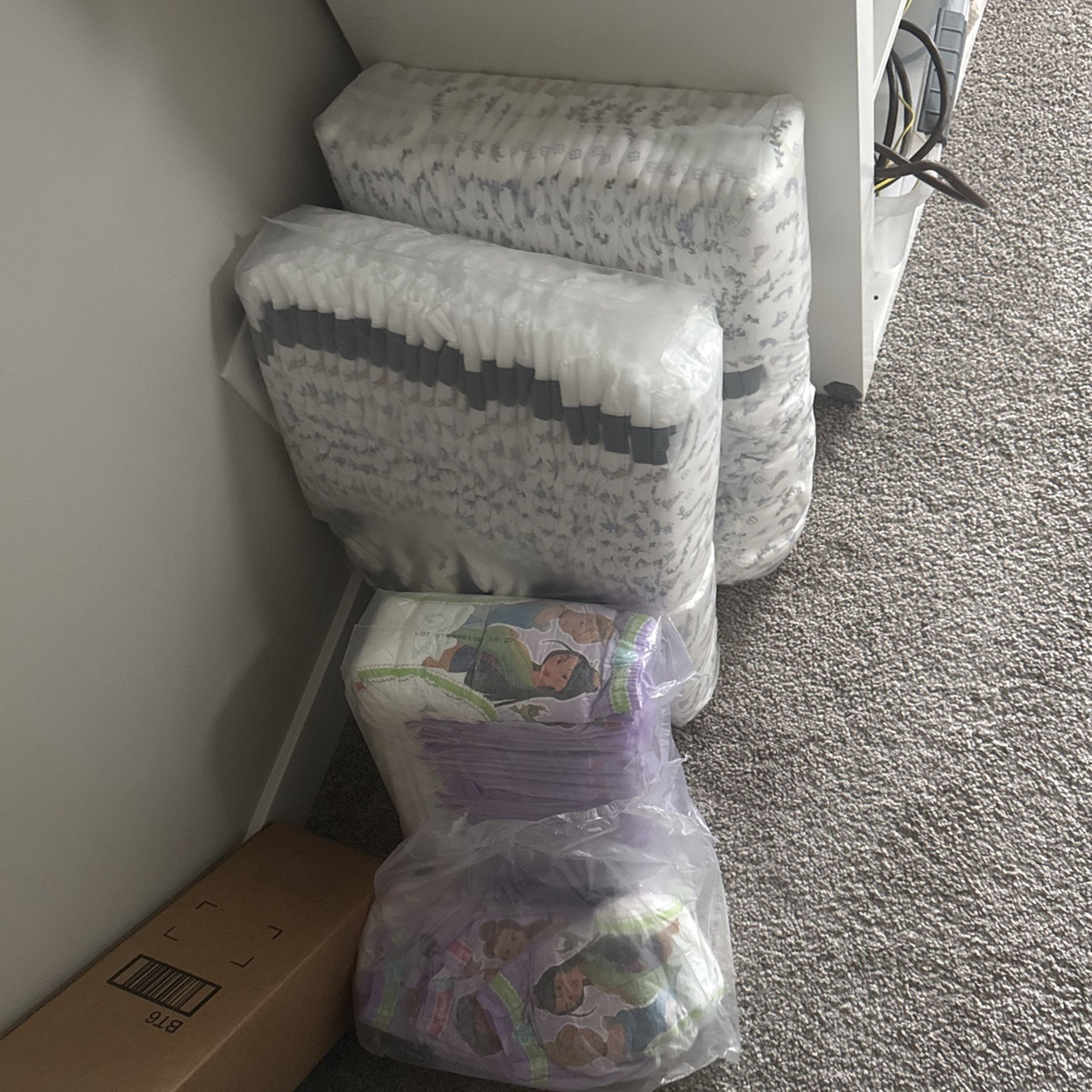 New Millie Moon And Huggies Size 5 Diaper 