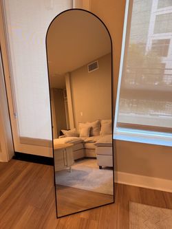 Arched full mirror