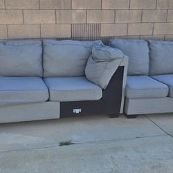 *FREE* L-Sectional Sofa grey