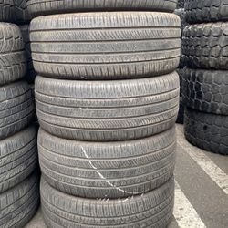 235/45R18 Marca Pirelli En Perfectas Condiciónes De Vida