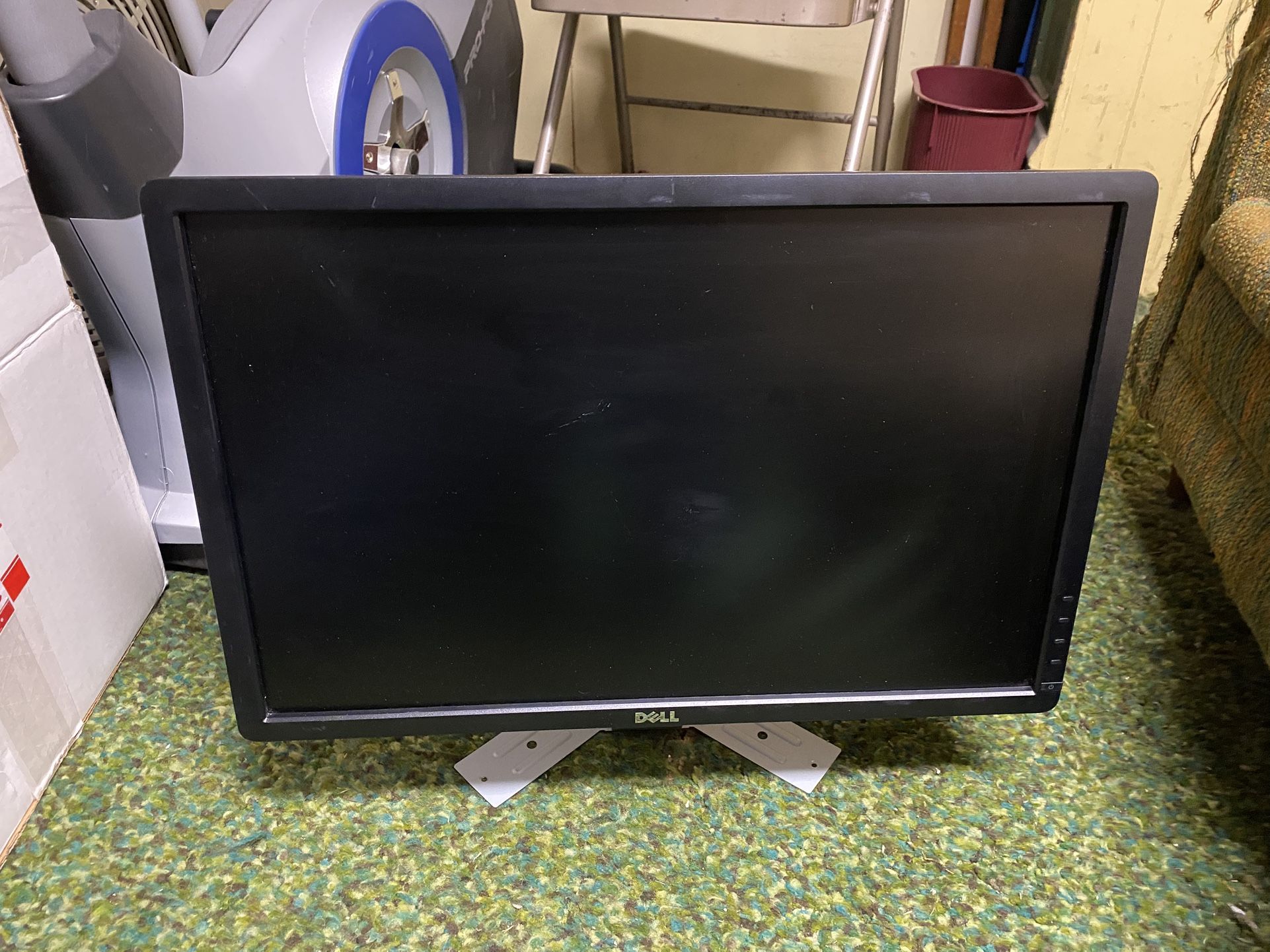 Dell P2213f Computer Monitor 