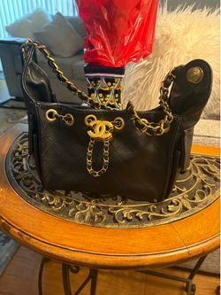 Beautiful black shoulder bag
