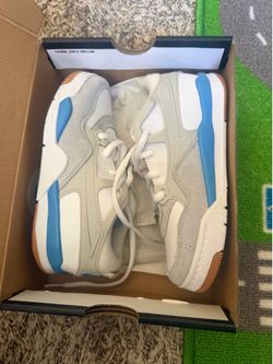 Kids Jordan’s size 12C