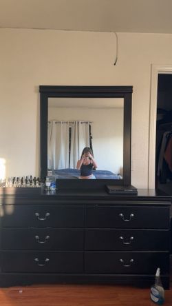 Black dresser