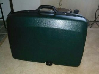 VTG. Samsonite Hard Cover Luggage W/ combination lock*