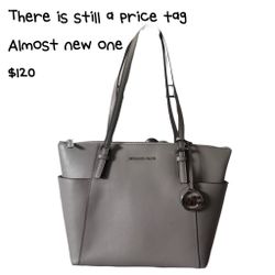 Michael Kors Purse (Grey)