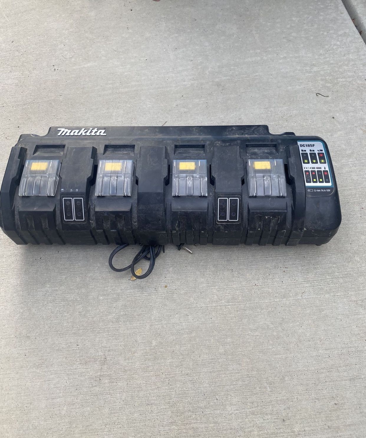 Makita 18v 4 Battery Charger