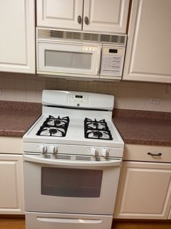 Gas Stove +Microware