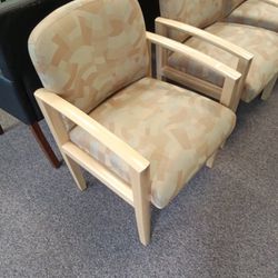 Maple Wood Guest Reception Chair 