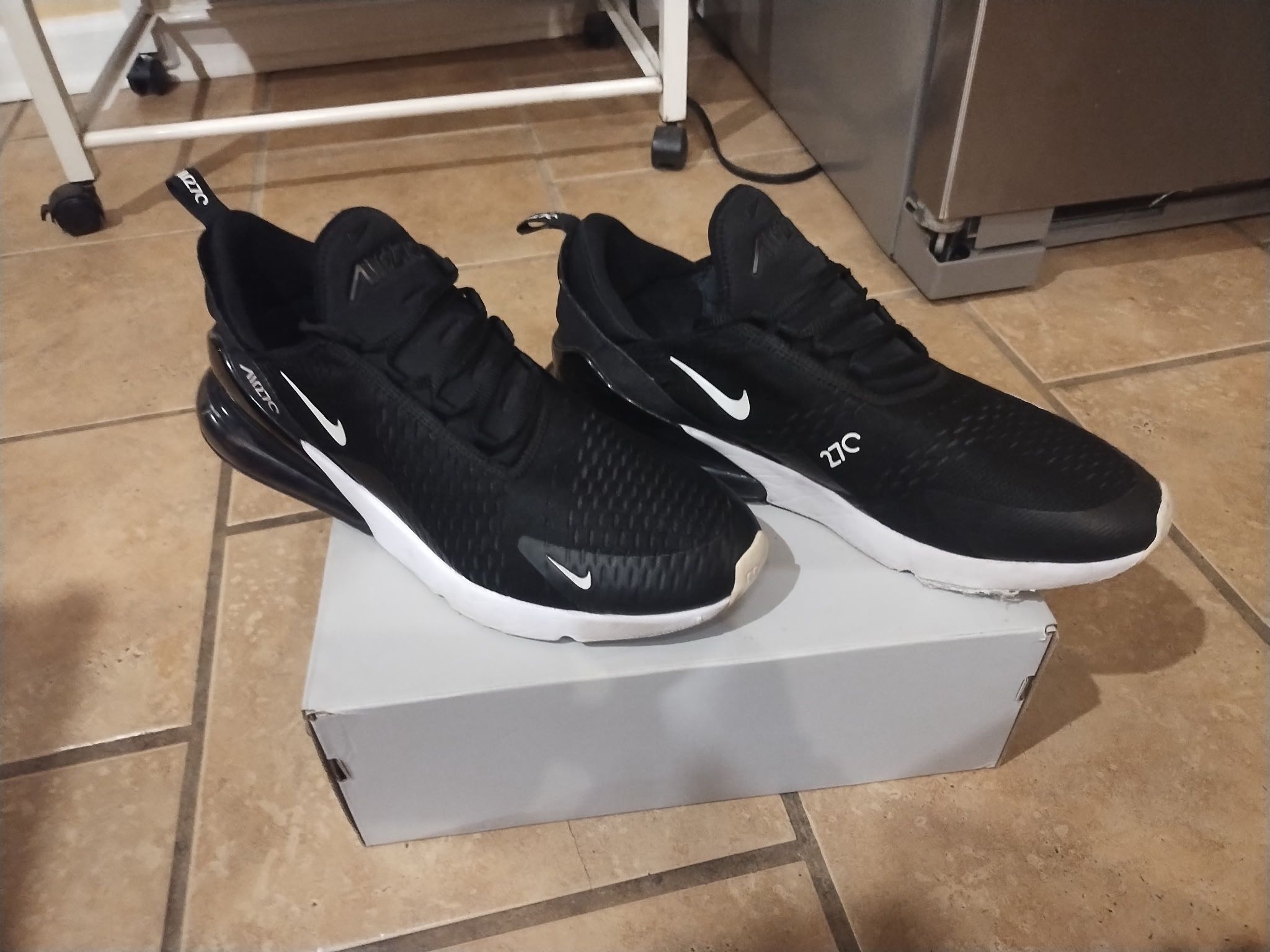 Air Max 270