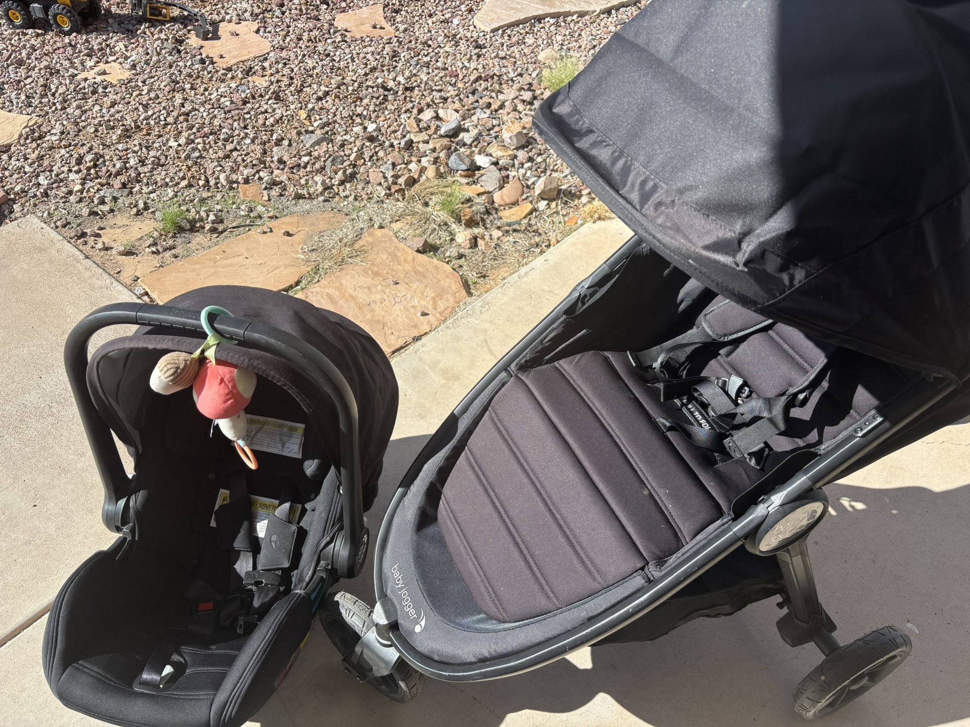 Baby Jogger City Mini 2 With Car seat