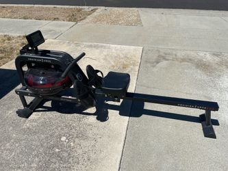 Rowing machine / Water Rower  / Obsidian Surge 500