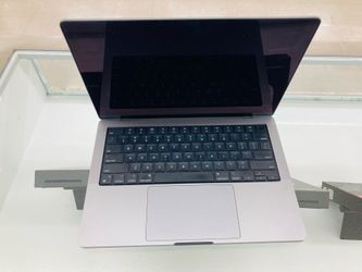 MacBook Pro M1 Pro 32gb ram 512gb ssd
