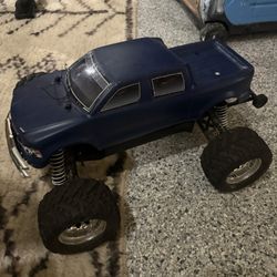 Rv Truck, With New Remote, Battery And Charger. 