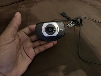Logitech c615