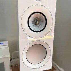Kef R3 Passive Bookshelf 3-Way Speakers (Pair)