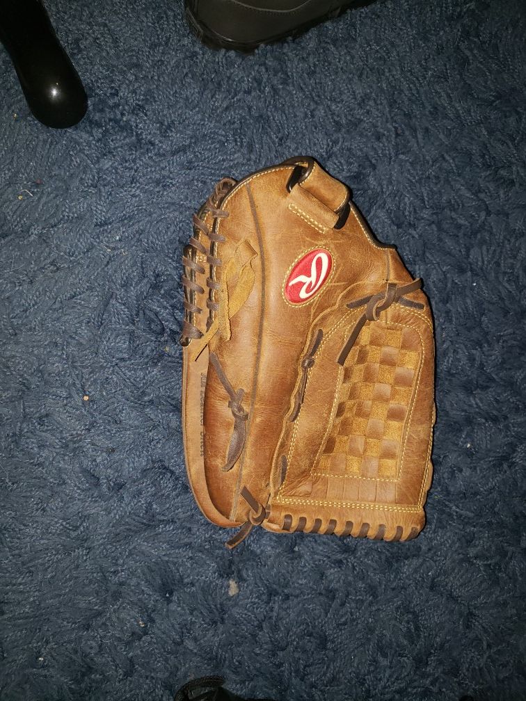 Rawlings glove