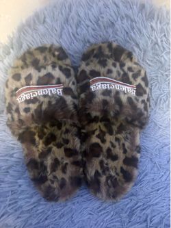Balenciaga cheeta print size 45