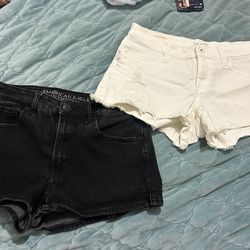 2 SHORTS SIZE 27
