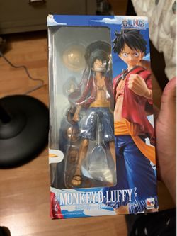 Mega house one piece luffy
