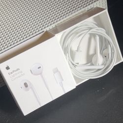 EarPods Lightning Connector 
