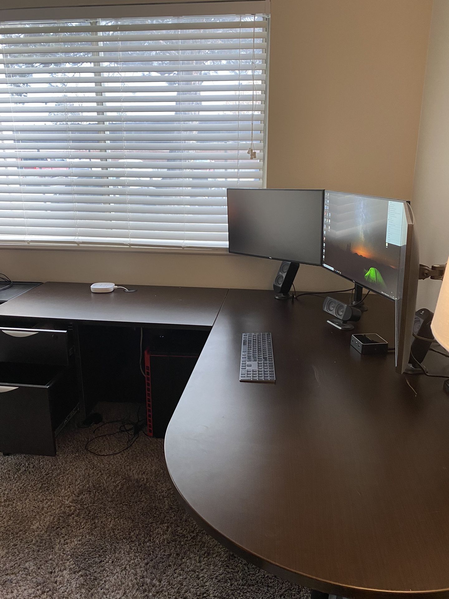 2 For 1 Deal !!! Dell Monitor U2520D