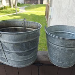 Vintage Farmhouse Galvanized Buckets