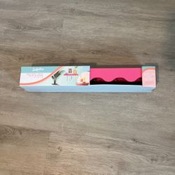 Wavy Wall Shelf 💕