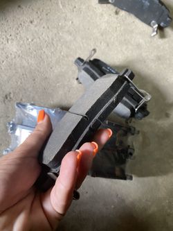 Brakes for Cadilac XTS 2017 (with 6 lug wheels)