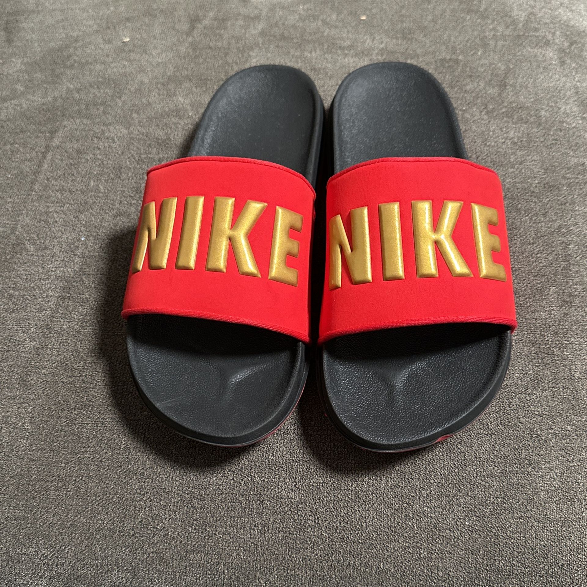 Nike slides