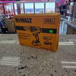 Dewalt 1/2 20V Compact Drill Driver Kit NEW IN BOX