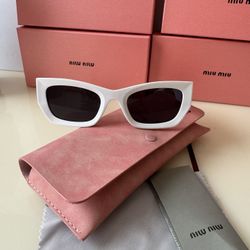 MIU MIU  Glimpse Sunglasses