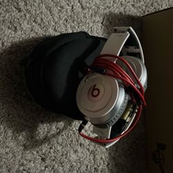 Beats Headphones Solo HD