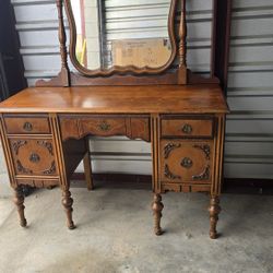 Maple Antique Vanity with Mirror