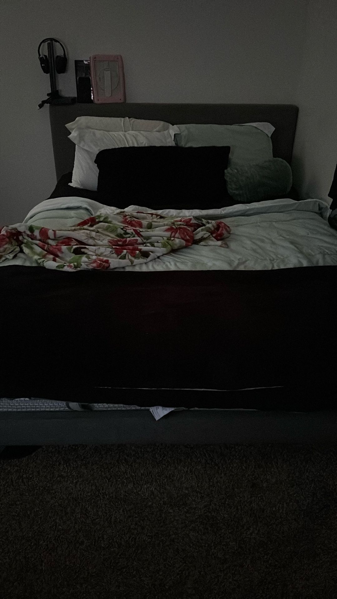 Queen Bed With Frame