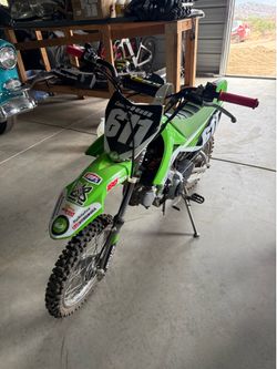 2022 KLX 110