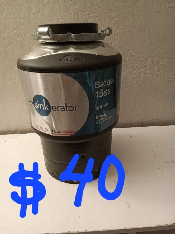 Garbages Dispenser