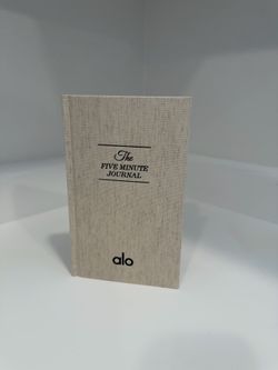 Alo x The Five Minute Journal by Intelligent Change NEW RARE