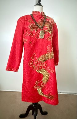 Traditional Vietnamese men's *áo dài*