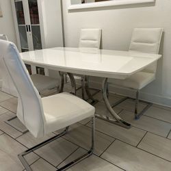 Dining Room Table