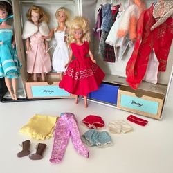 Vintage Barbies And Case With Clothes 