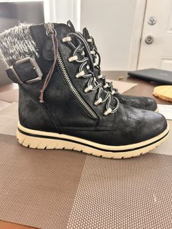 Cliffs Women’s Winter Boots