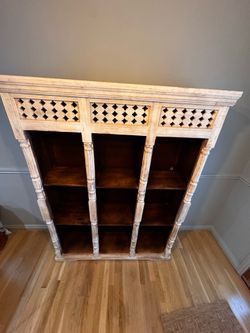 Book case/display cabinet